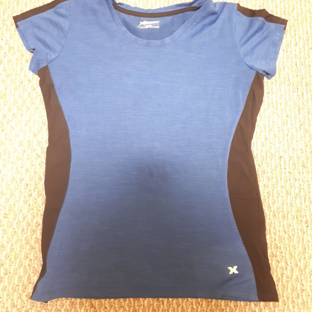 Two t-shirts - Picture 2 of 11